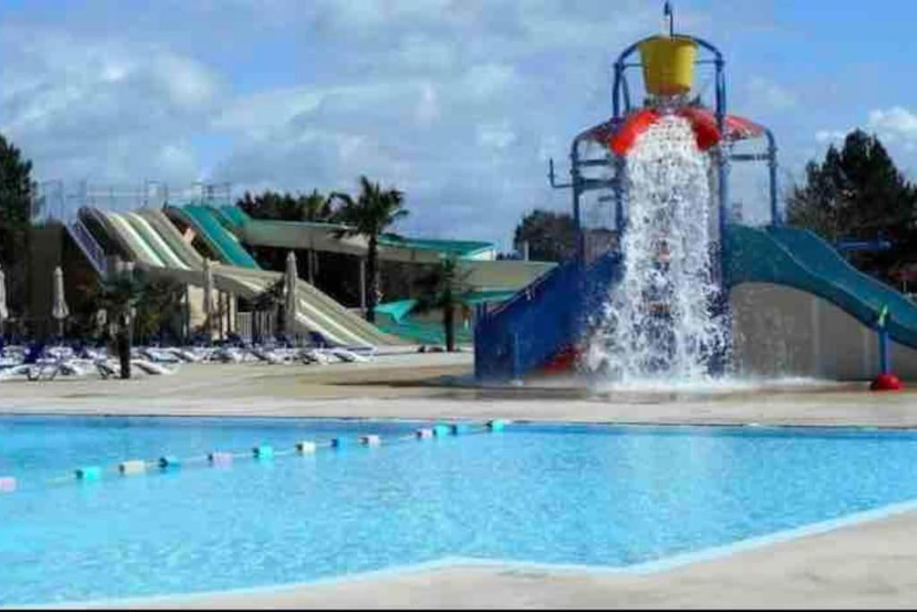 Neuf 2022, 6-8 personnes, piscine, vacancesdenani Saint-Julien-en-Born Esterno foto